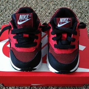 Toddler Nike sneakers 3c barely worn